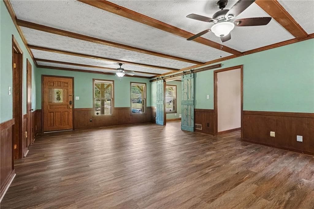 3 bedroom, 2 bathroom, 1,648 sq ft single family residence for sale at 1849 Pinehurst Road, Snellville, GA 30078 — photo 3