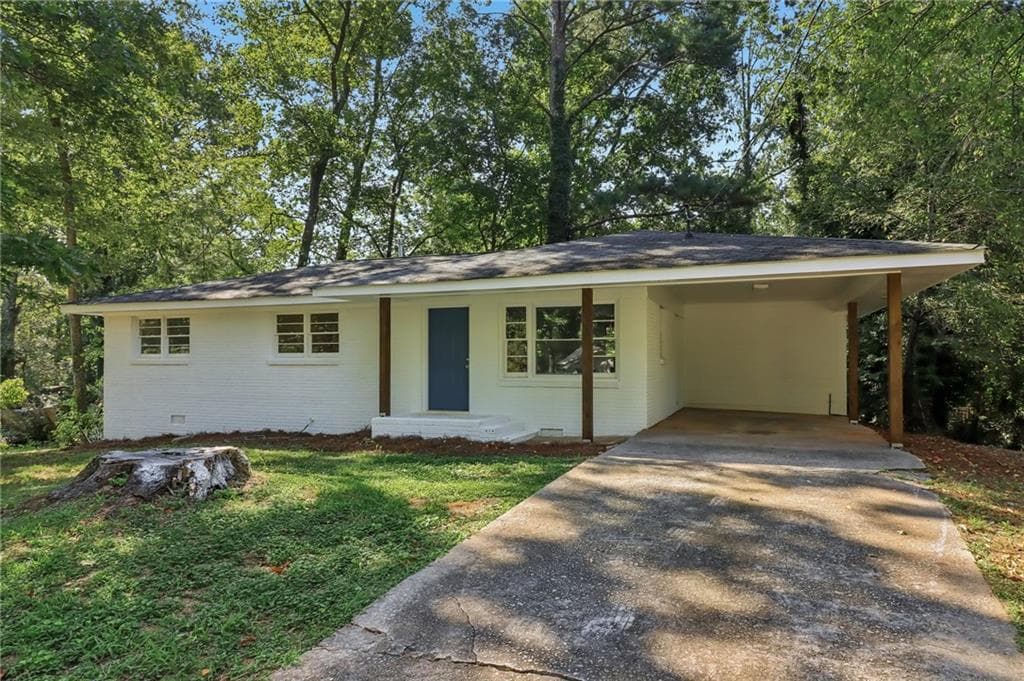 3 bedroom, 2 bathroom, 1,050 sq ft single family residence under contract at 1723 Louise Lane, Austell, GA 30106 — photo 4