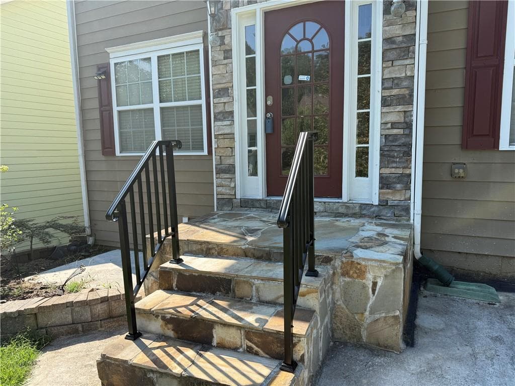 6 bedroom, 4 bathroom, 4,825 sq ft single family residence for sale at 1320 Grey Rock Way, Suwanee, GA 30024 — photo 3