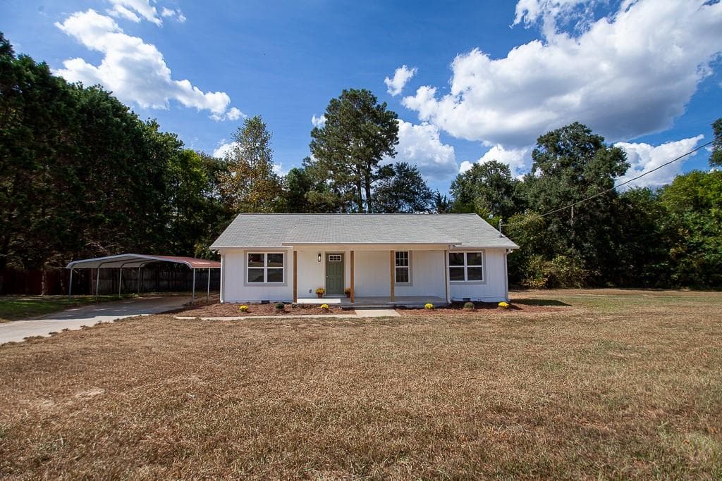 3 bedroom, 2 bathroom, 1,269 sq ft home for sale at 65 Habersham Circle, Cartersville, GA