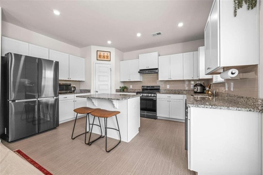 4 bedroom, 3 bathroom, 11,761 sq ft single family residence for sale at 99 Royal Oak Drive, Rome, GA 30165 — photo 5