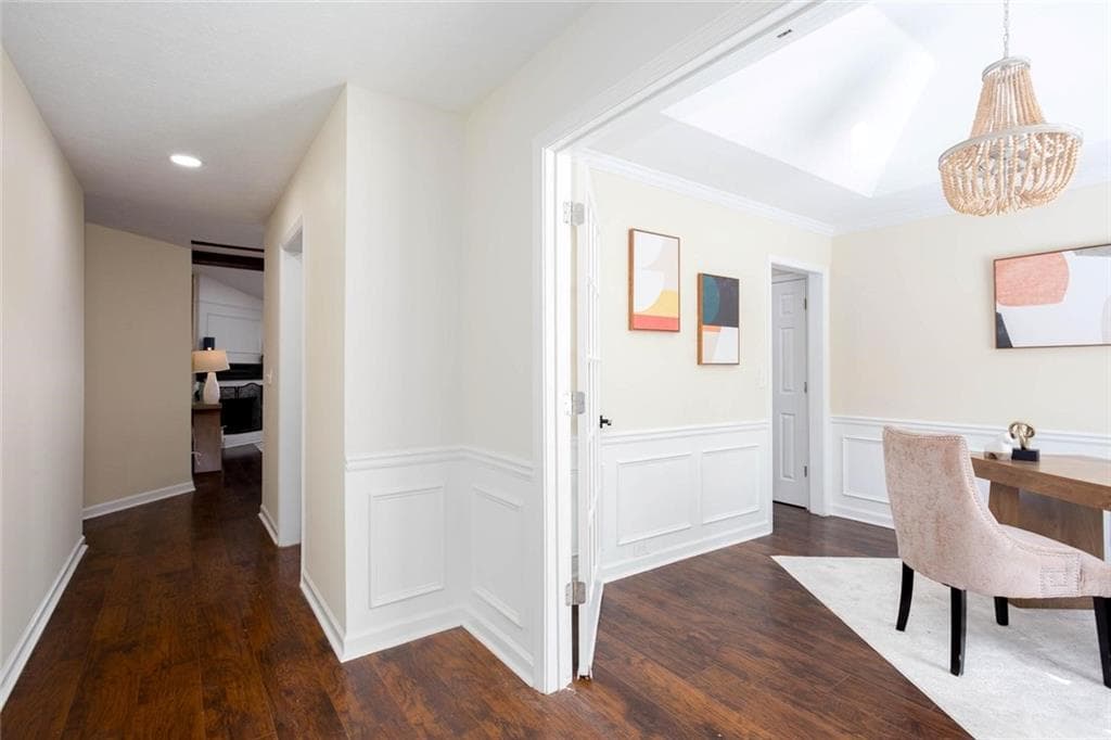 4 bedroom, 2 bathroom, 1,966 sq ft single family residence under contract at 312 Ethridge Drive, Kennesaw, GA 30144 — photo 6
