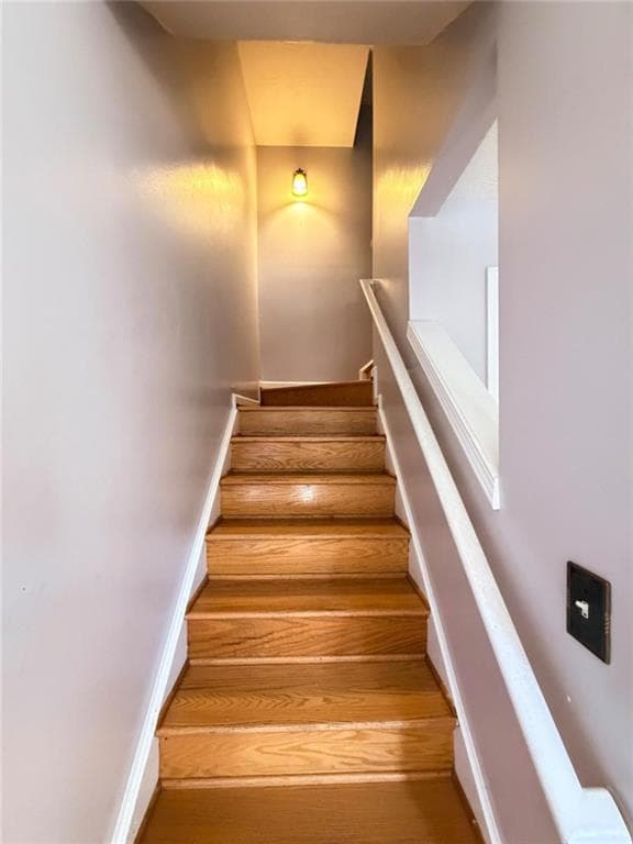 3 bedroom, 4 bathroom, 1,912 sq ft townhouse for sale at 200 Abbotts Mill Drive, Johns Creek, GA 30097 — photo 6
