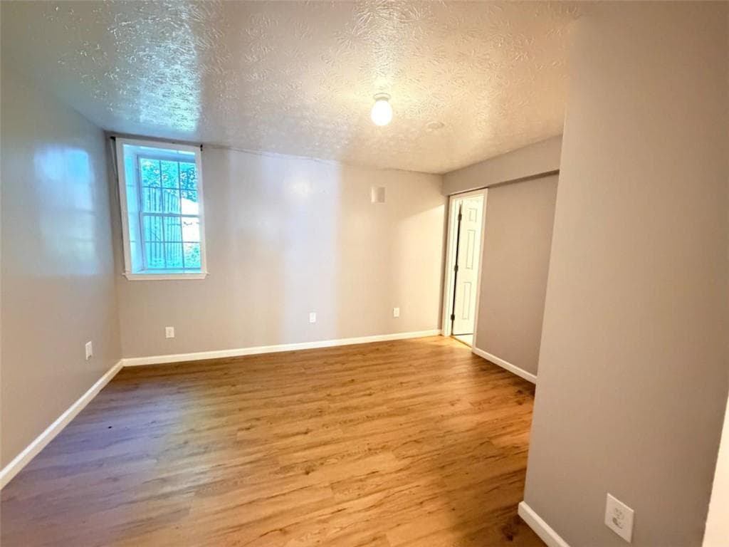 3 bedroom, 4 bathroom, 1,912 sq ft townhouse for sale at 200 Abbotts Mill Drive, Johns Creek, GA 30097 — photo 9