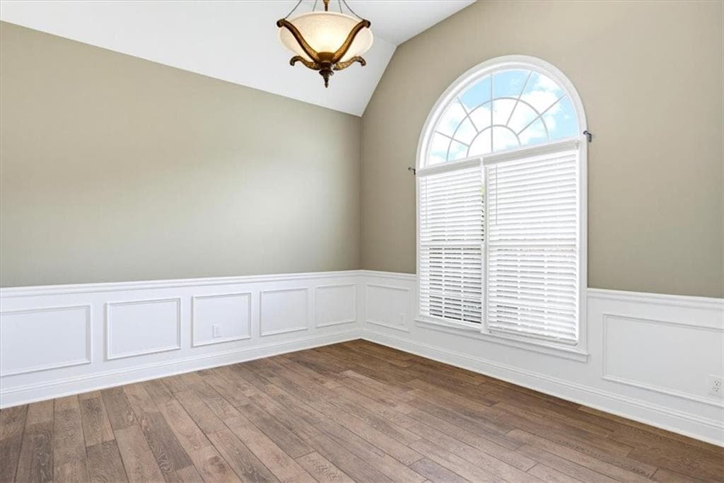 4 bedroom, 3 bathroom, 2,908 sq ft single family residence for sale at 1721 Rifle Ridge, Marietta, GA 30064 — photo 5