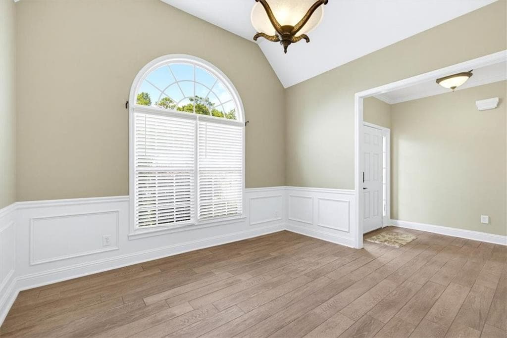 4 bedroom, 3 bathroom, 2,908 sq ft single family residence for sale at 1721 Rifle Ridge, Marietta, GA 30064 — photo 6