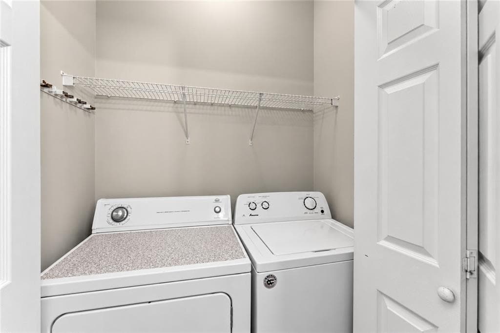 2 bedroom, 3 bathroom, 1,300 sq ft townhouse for sale at 268 Pearl Chambers Drive, Dawsonville, GA 30534 — photo 9