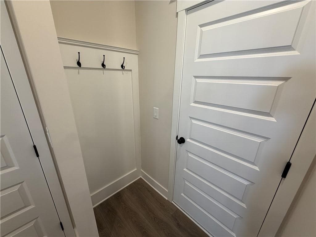 3 bedroom, 3 bathroom, 1,850 sq ft townhouse for sale at 4179 Millstone Park Lane, Gainesville, GA 30504 — photo 6