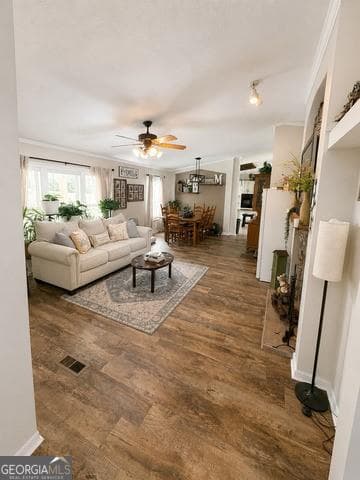 4 bedroom, 2 bathroom, 1,905 sq ft single family residence for sale at 37 Elliott Road, Temple, GA 30179 — photo 6