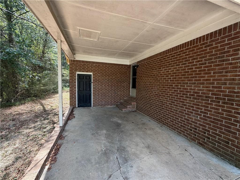 3 bedroom, 2 bathroom, 1,167 sq ft single family residence under contract at 23 Cashtown Road, Aragon, GA 30104 — photo 4
