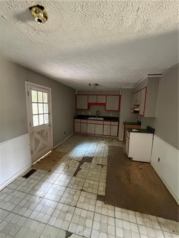 3 bedroom, 2 bathroom, 1,167 sq ft single family residence under contract at 23 Cashtown Road, Aragon, GA 30104 — photo 6