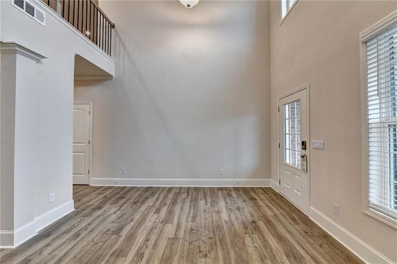 5 bedroom, 4 bathroom, 3,555 sq ft single family residence for sale at 5280 Blue Mountain Lane, Cumming, GA 30040 — photo 6