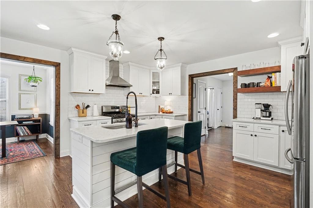 4 bedroom, 4 bathroom, 2,027 sq ft single family residence for sale at 2435 Crestview Avenue, Decatur, GA 30032 — photo 10