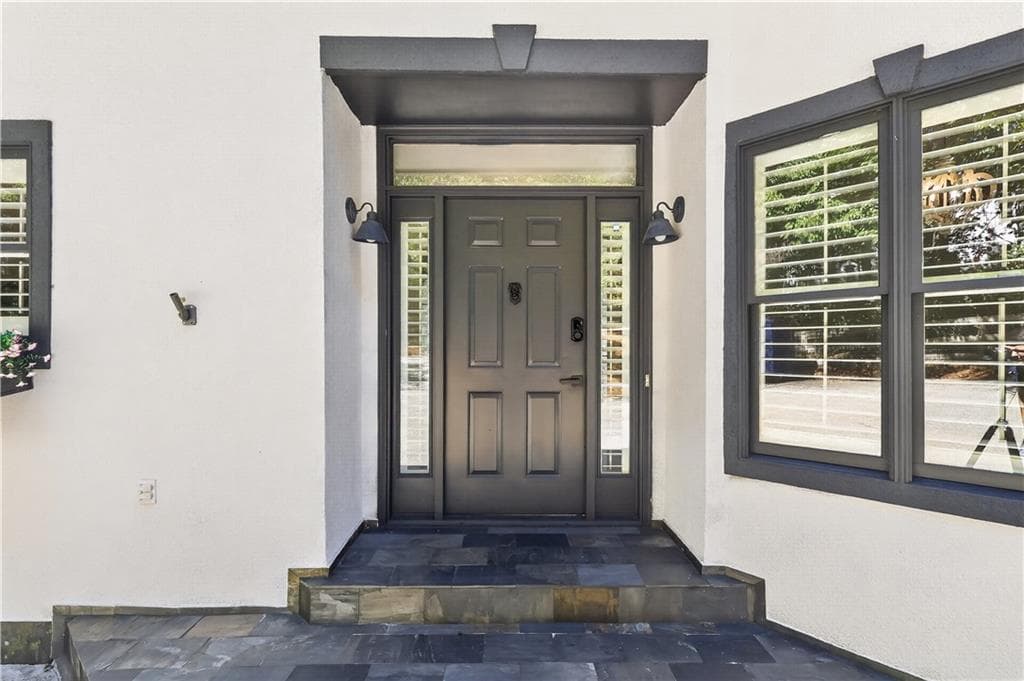 3 bedroom, 6 bathroom, 4,437 sq ft single family residence for sale at 890 Pine Grove Pointe Drive, Roswell, GA 30075 — photo 3