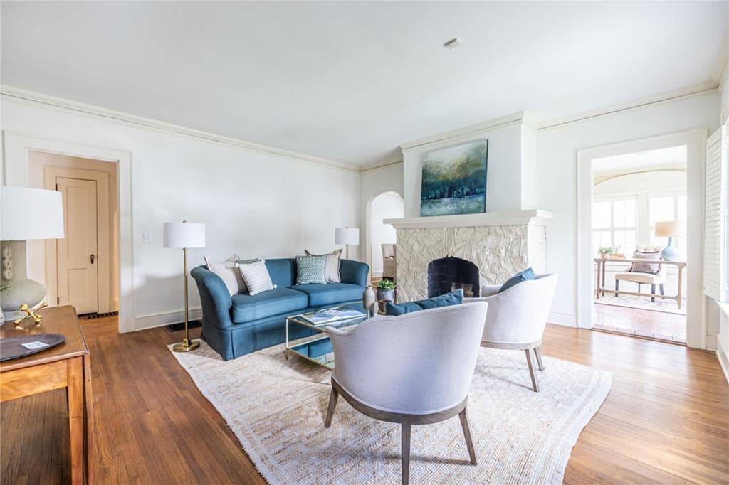 5 bedroom, 5 bathroom, 3,579 sq ft single family residence under contract at 1903 Ridgewood Drive, Atlanta, GA 30307 — photo 2