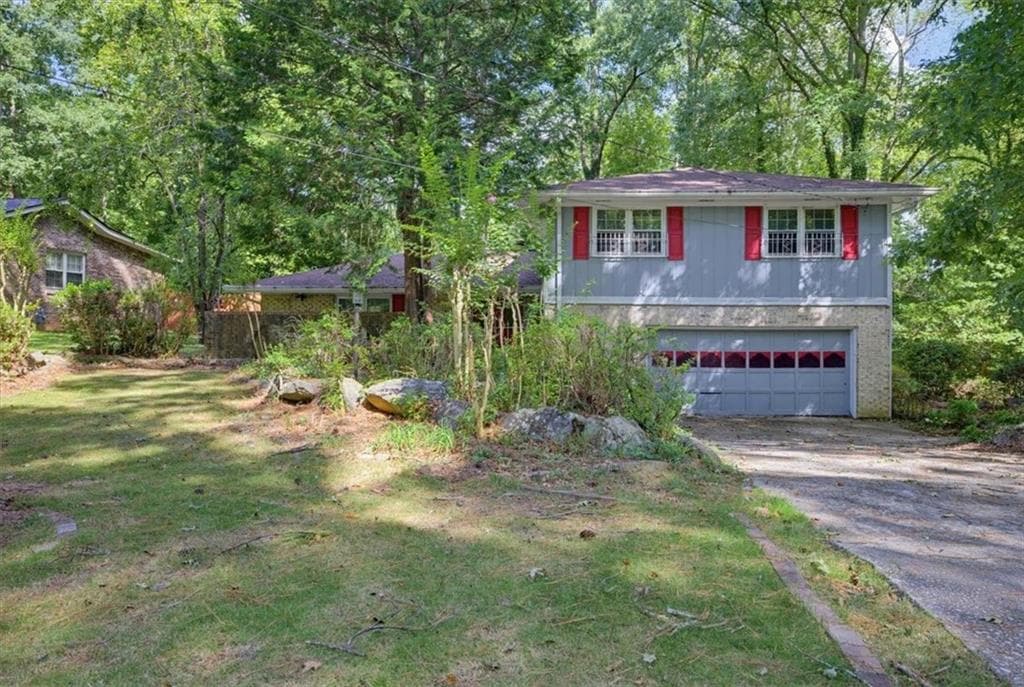 3 bedroom, 2 bathroom, 1,645 sq ft single family residence for sale at 3594 Ale Circle, East Point, GA 30344