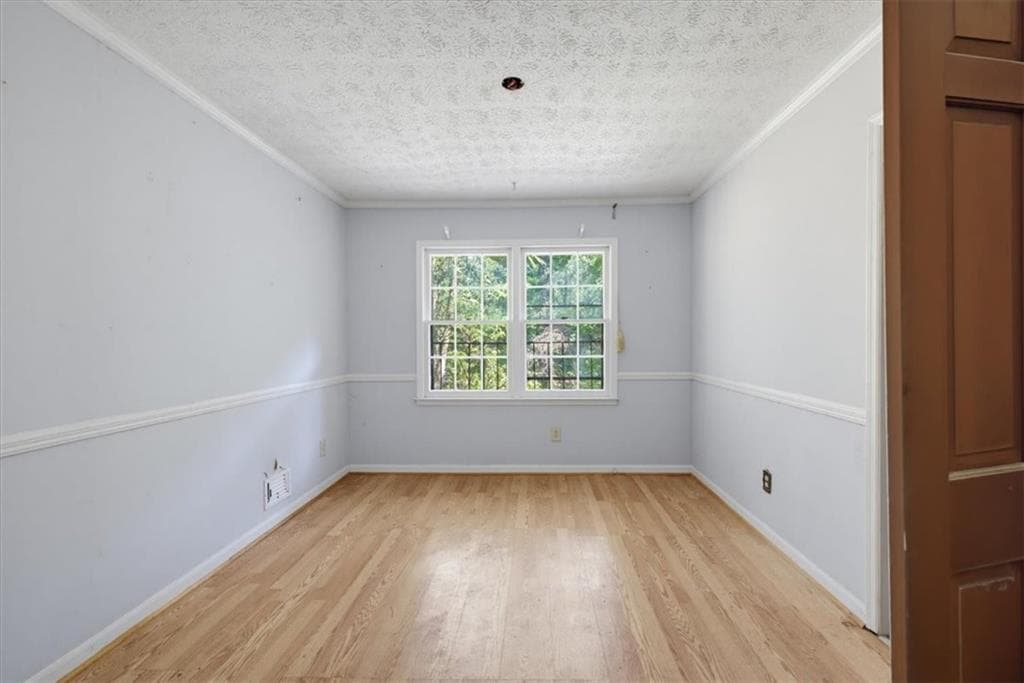 3 bedroom, 2 bathroom, 1,645 sq ft single family residence for sale at 3594 Ale Circle, East Point, GA 30344 — photo 9