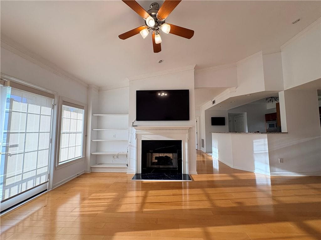 2 bedroom, 3 bathroom, 1,740 sq ft condominium for rent at 3275 Lenox Road 412, Atlanta, GA 30324 for $2,900 a month — photo 5