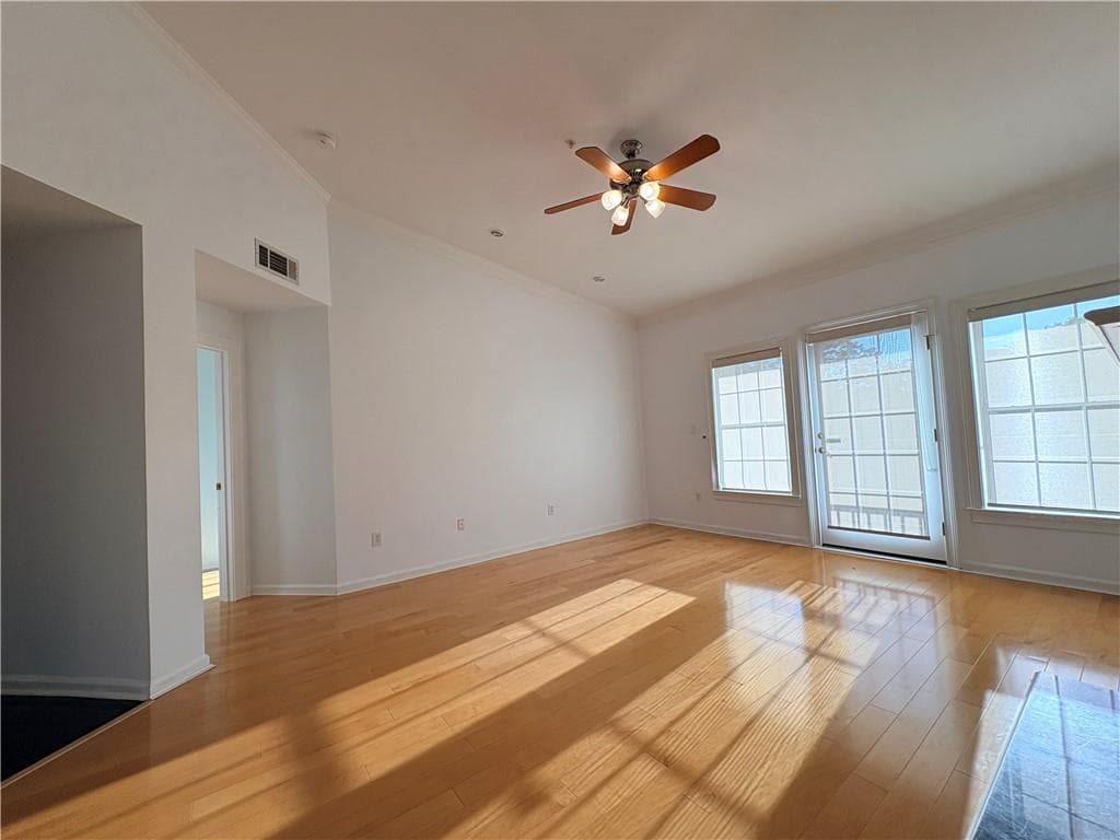 2 bedroom, 3 bathroom, 1,740 sq ft condominium for rent at 3275 Lenox Road 412, Atlanta, GA 30324 for $2,900 a month — photo 6