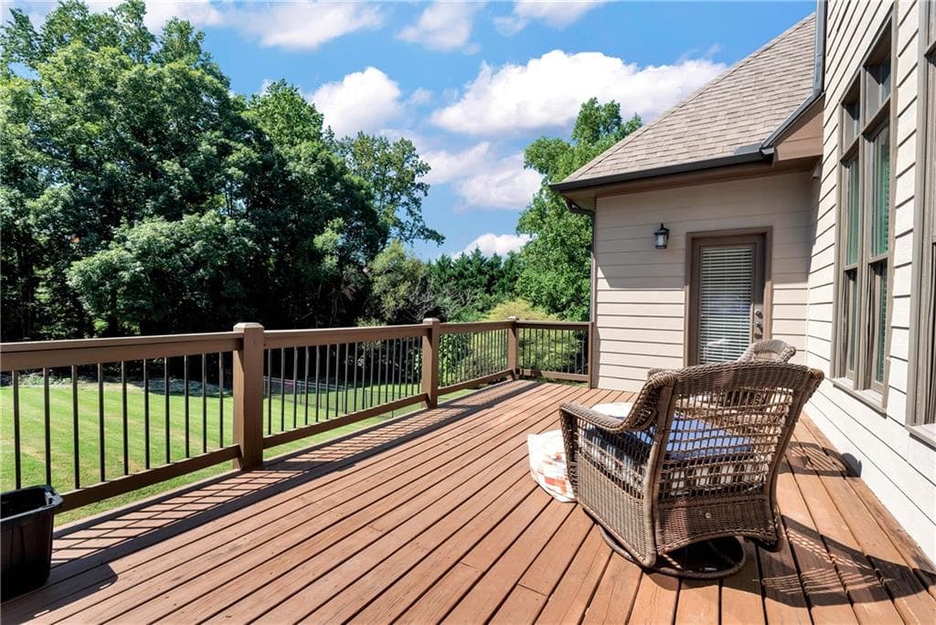 7 bedroom, 7 bathroom, 4,345 sq ft single family residence for sale at 2559 Sagebrush Trail, Buford, GA 30519 — photo 7