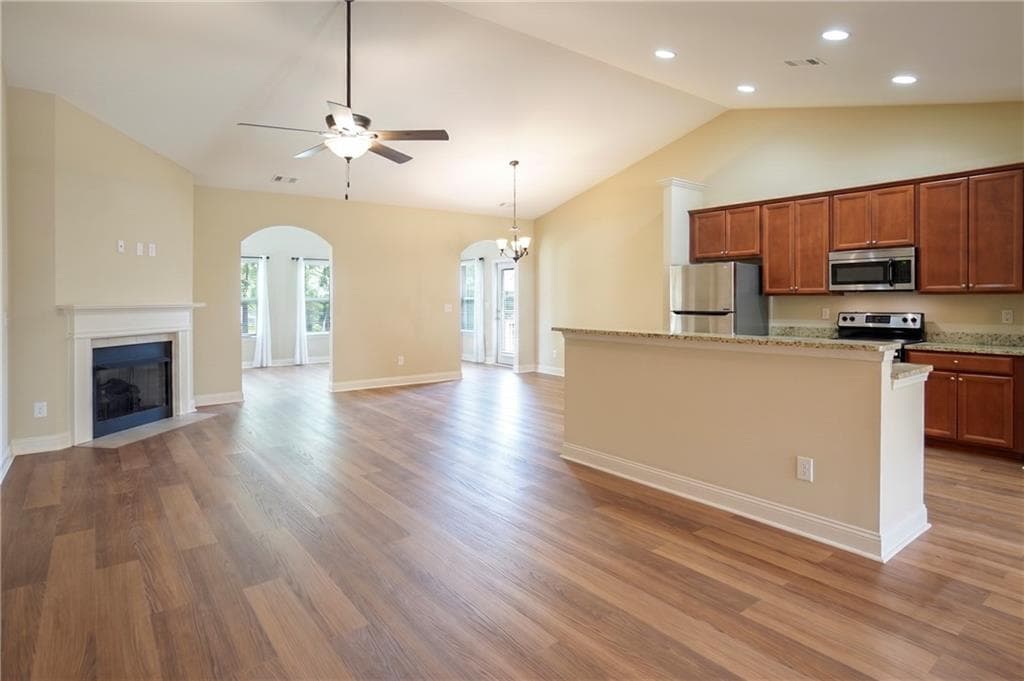 3 bedroom, 2 bathroom, 2,274 sq ft single family residence for sale at 848 Crossroads Court, Social Circle, GA 30025 — photo 9