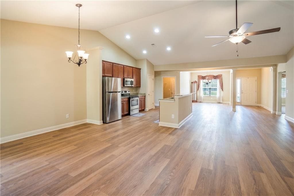 3 bedroom, 2 bathroom, 2,274 sq ft single family residence for sale at 848 Crossroads Court, Social Circle, GA 30025 — photo 10