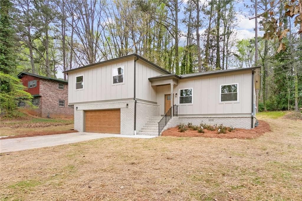 4 bedroom, 3 bathroom, 2,300 sq ft single family residence for sale at 2911 Pine Valley Circle, Atlanta, GA 30344