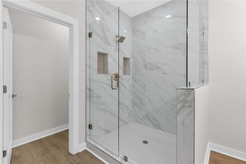 4 bedroom, 3 bathroom, 2,300 sq ft single family residence for sale at 2911 Pine Valley Circle, Atlanta, GA 30344 — photo 7