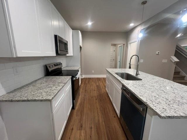 3 bedroom, 3 bathroom, 1,894 sq ft single family residence for sale at 296 Stonington Drive, Mount Airy, GA 30563 — photo 7