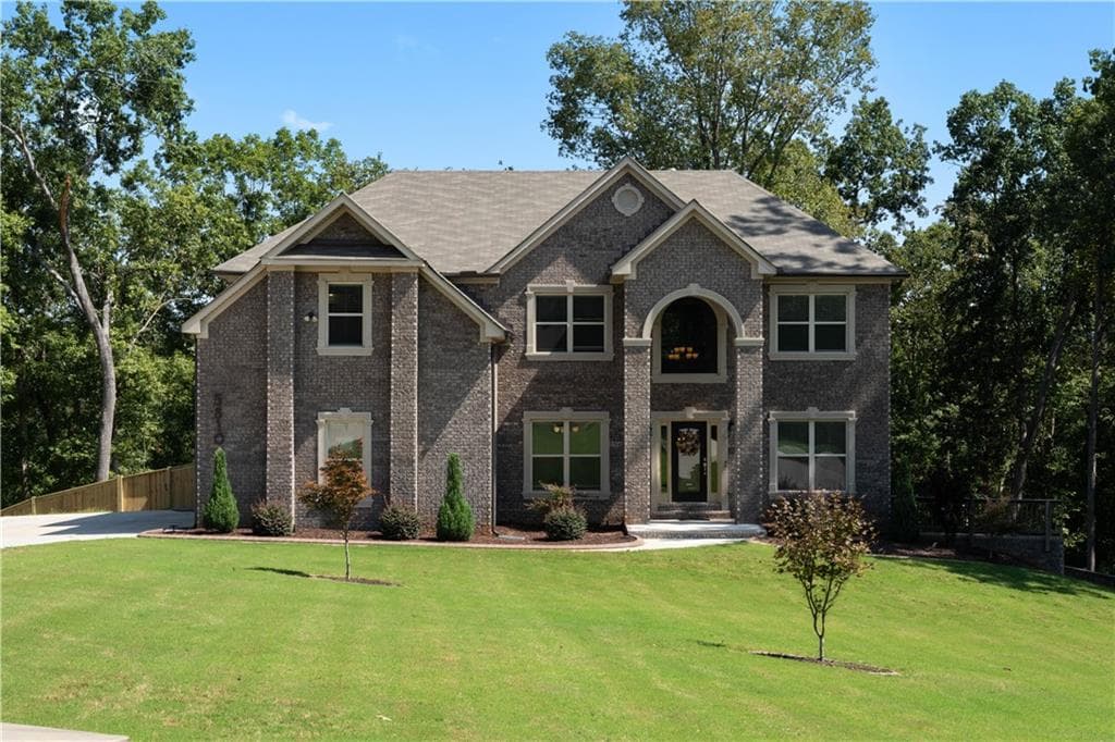 5 bedroom, 5 bathroom, 3,641 sq ft single family residence for sale at 5810 Langdale, Douglasville, GA 30135 — photo 4
