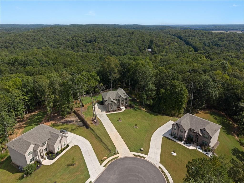 5 bedroom, 5 bathroom, 3,641 sq ft single family residence for sale at 5810 Langdale, Douglasville, GA 30135 — photo 7