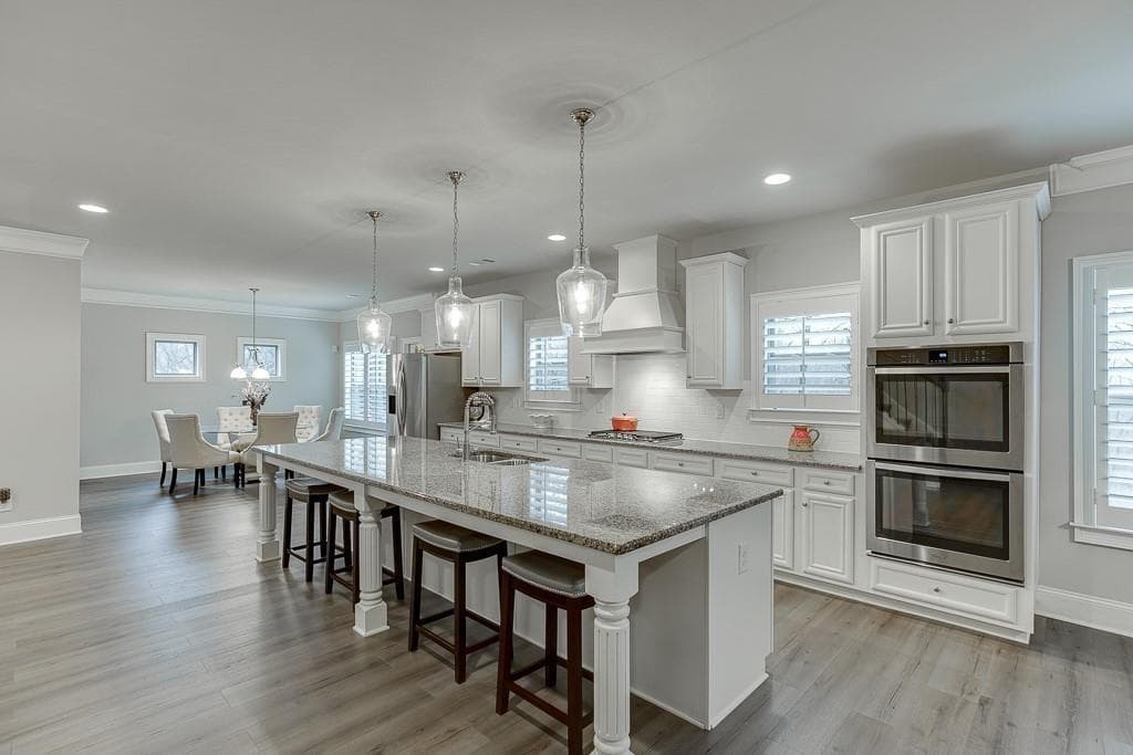 6 bedroom, 4 bathroom, 3,744 sq ft single family residence for sale at 914 Rainsong Court, Braselton, GA 30517 — photo 8
