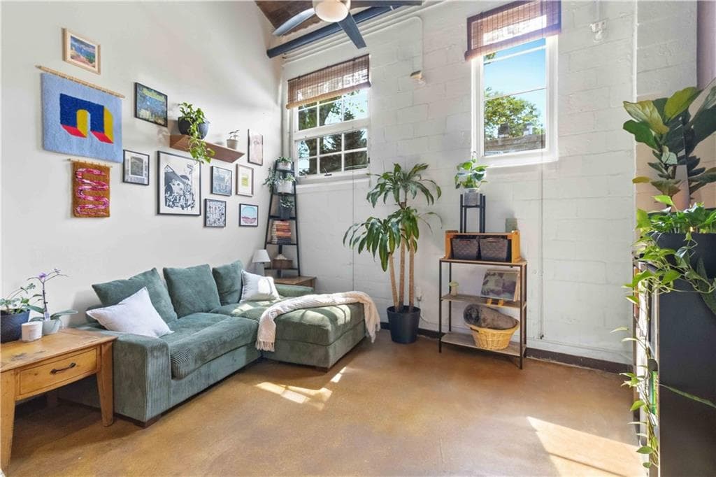 2 bedroom, 2 bathroom, 848 sq ft condominium for sale at 964 Dekalb Avenue 110, Atlanta, GA 30307