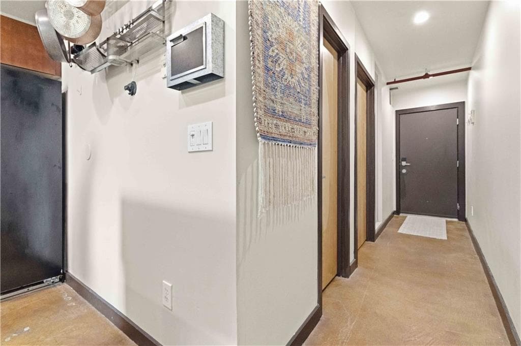 2 bedroom, 2 bathroom, 848 sq ft condominium for sale at 964 Dekalb Avenue 110, Atlanta, GA 30307 — photo 9