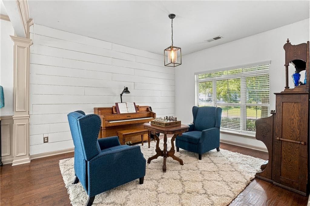 5 bedroom, 3 bathroom, 2,929 sq ft single family residence for sale at 3920 Hunters Walk Way, Cumming, GA 30028 — photo 8