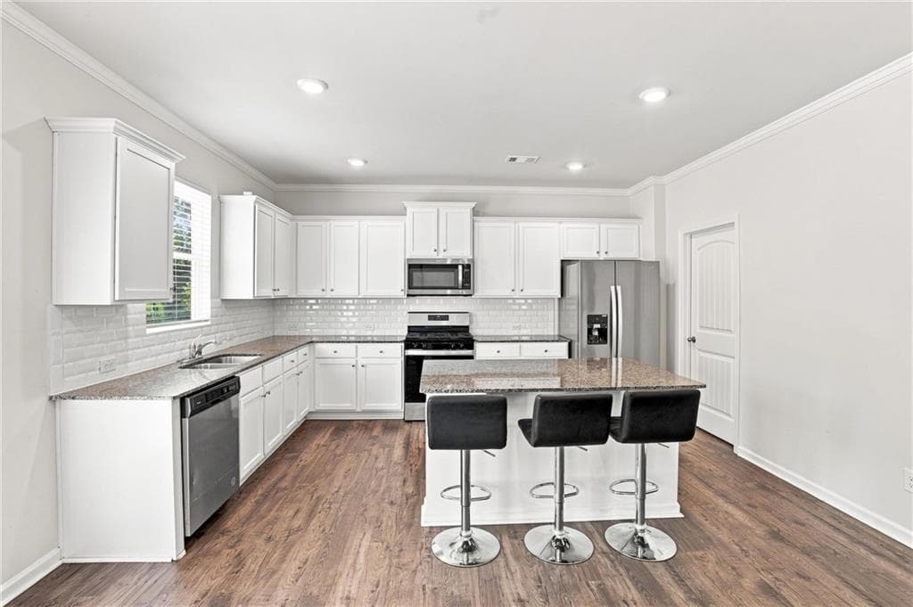 5 bedroom, 3 bathroom, 2,835 sq ft single family residence for sale at 10 Quail Pass, Dawsonville, GA 30534 — photo 4