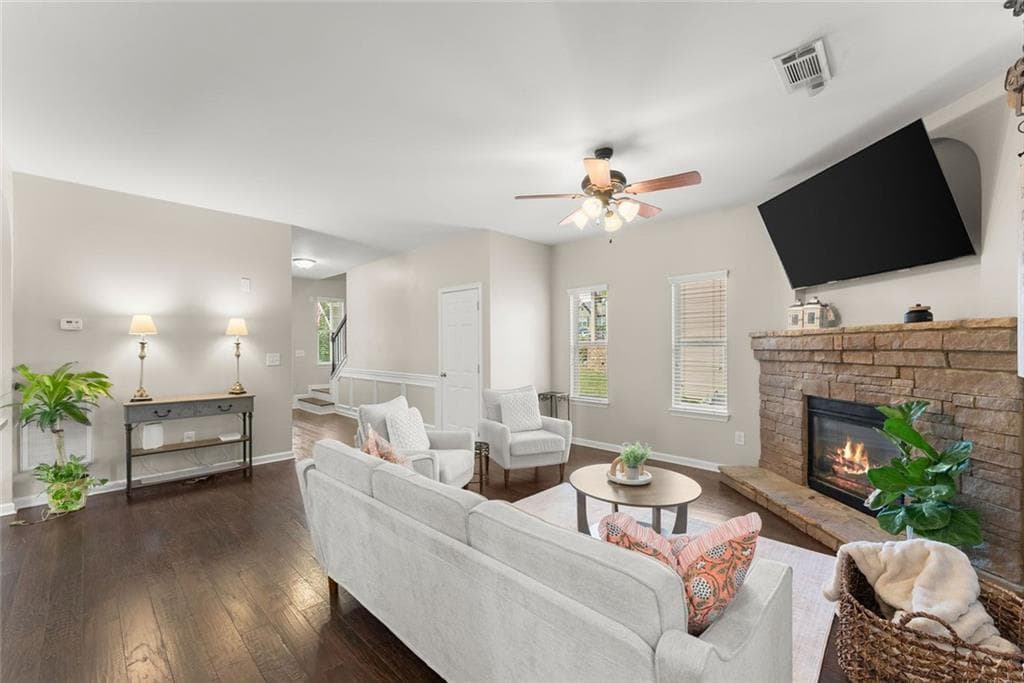 5 bedroom, 4 bathroom, 3,710 sq ft single family residence for sale at 5815 Crest Oak Way, Cumming, GA 30028 — photo 8