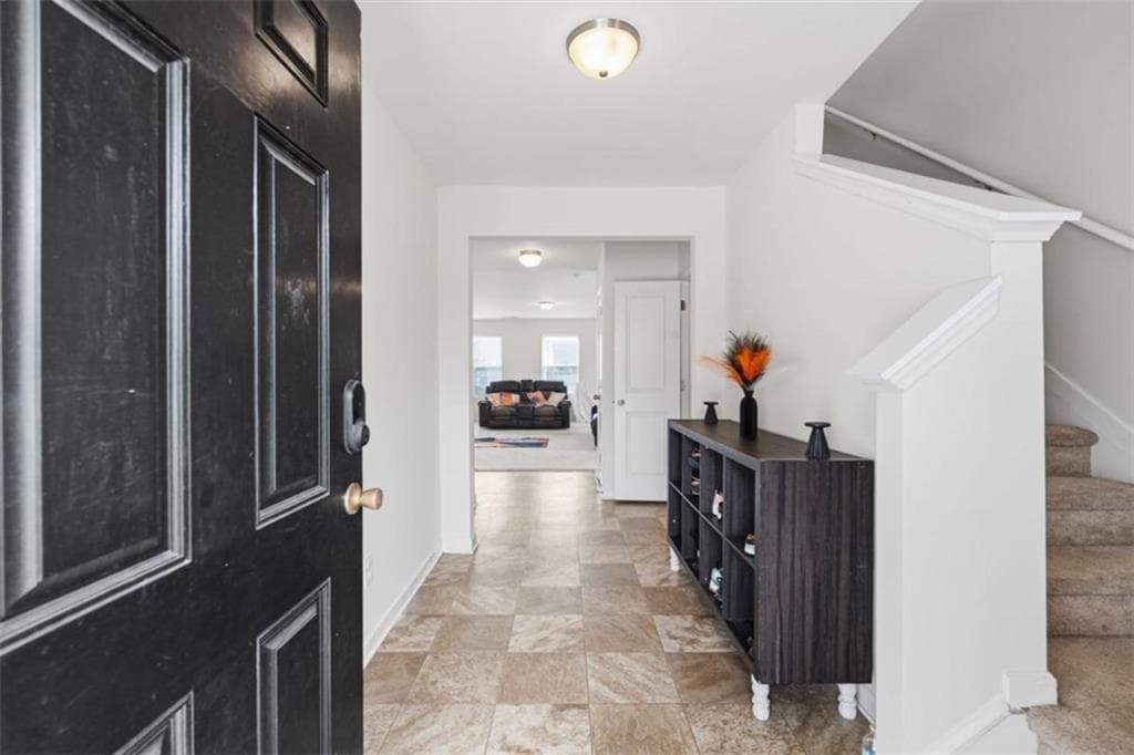 3 bedroom, 3 bathroom, 2,110 sq ft single family residence under contract at 2859 S Hills, Riverdale, GA 30296 — photo 8
