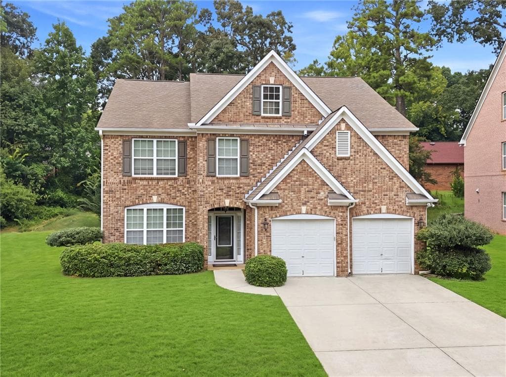 4 bedroom, 3 bathroom, 3,274 sq ft single family residence for rent at 2196 Kingswood Drive, Morrow, GA 30260 for $2,350 a month — photo 2