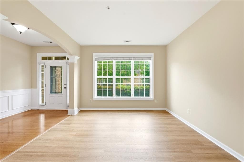 4 bedroom, 3 bathroom, 3,274 sq ft single family residence for rent at 2196 Kingswood Drive, Morrow, GA 30260 for $2,350 a month — photo 6