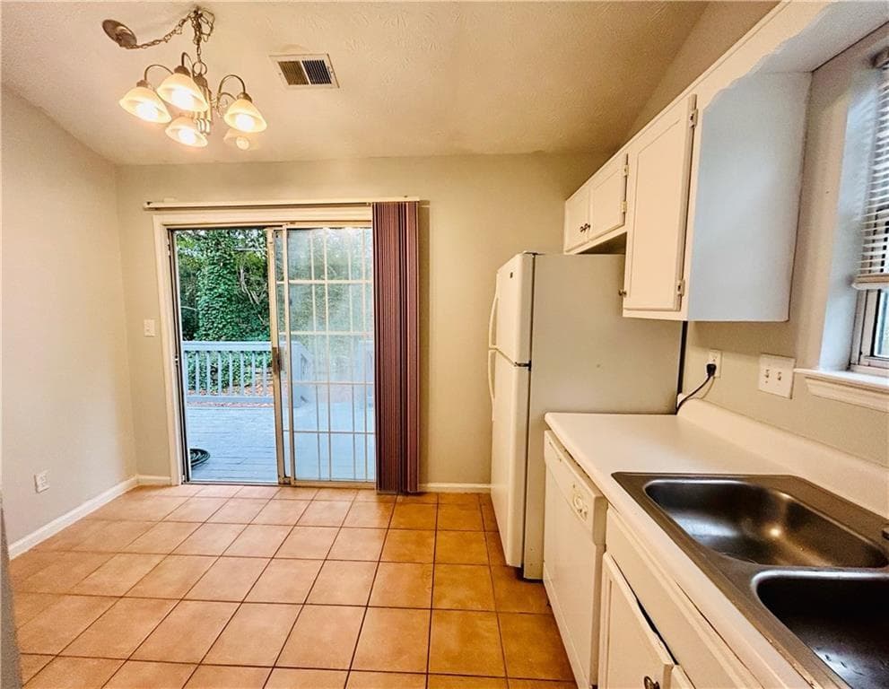 3 bedroom, 2 bathroom, 1,056 sq ft townhouse for rent at 4058 Heritage Valley Court, Norcross, GA 30093 for $1,700 a month — photo 3