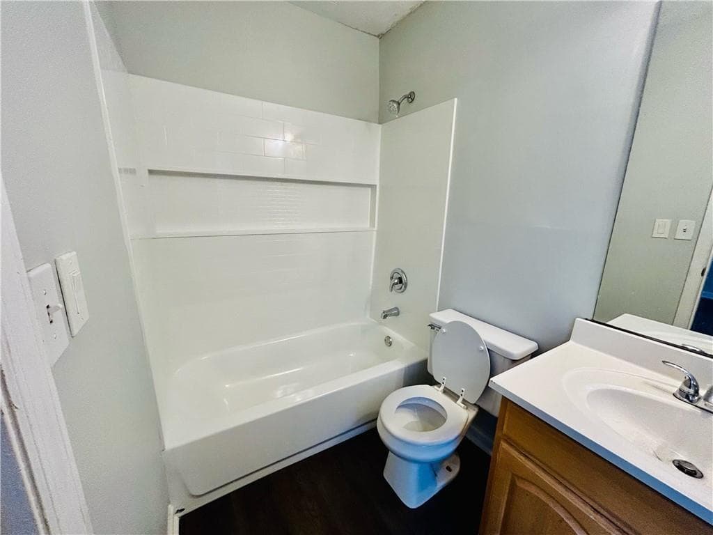 3 bedroom, 2 bathroom, 1,056 sq ft townhouse for rent at 4058 Heritage Valley Court, Norcross, GA 30093 for $1,700 a month — photo 7