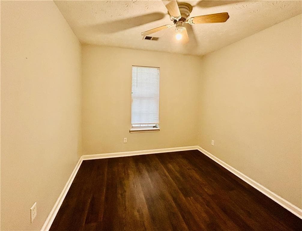 3 bedroom, 2 bathroom, 1,056 sq ft townhouse for rent at 4058 Heritage Valley Court, Norcross, GA 30093 for $1,700 a month — photo 10