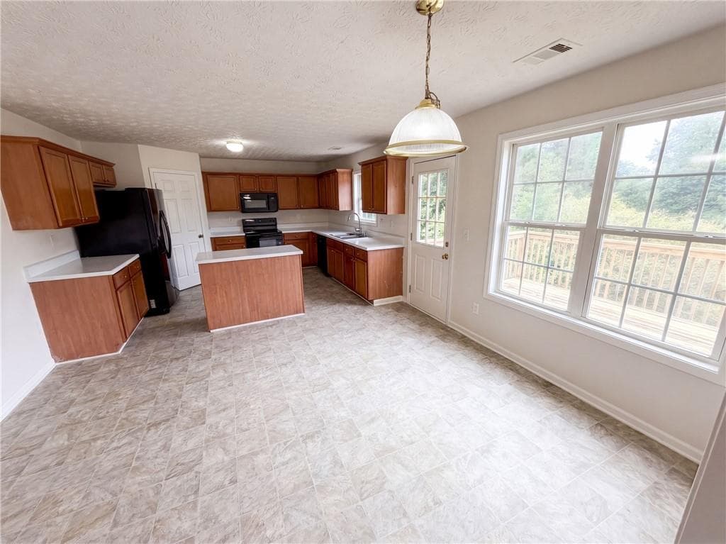 5 bedroom, 3 bathroom, 4,509 sq ft single family residence for sale at 910 Paper Creek Drive, Lawrenceville, GA 30046 — photo 7