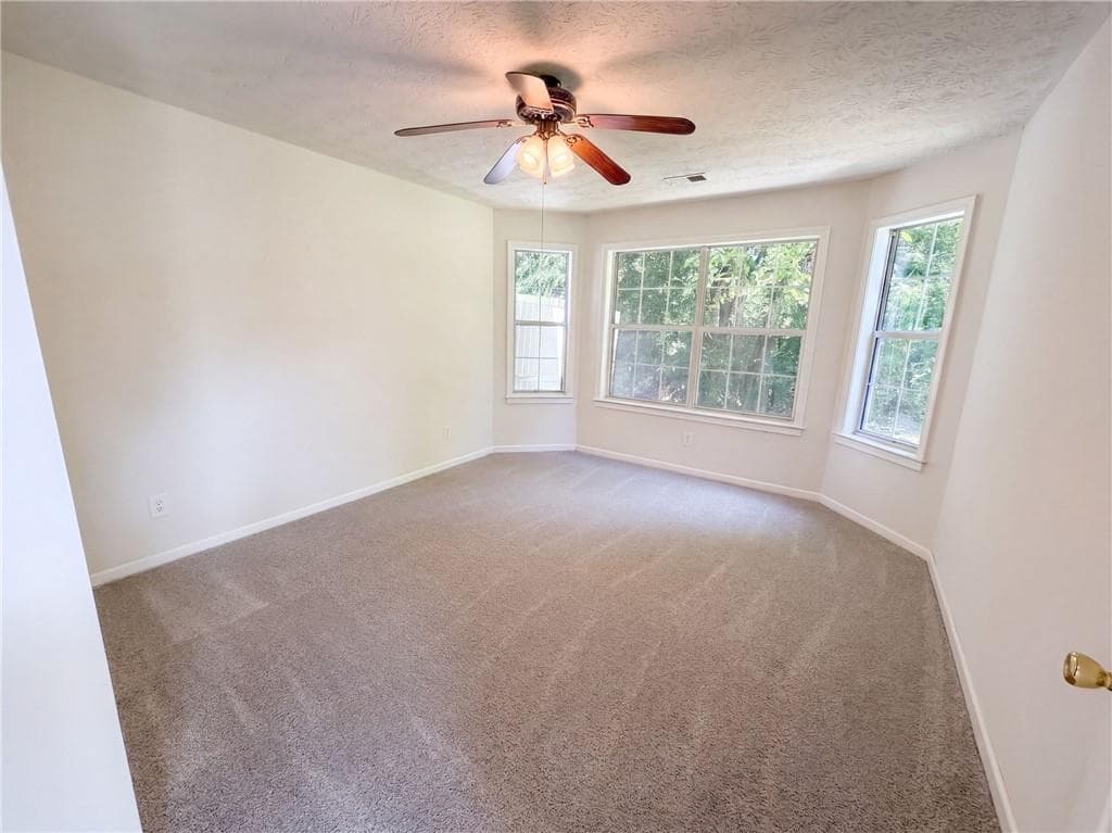 3 bedroom, 2 bathroom, 1,115 sq ft single family residence for sale at 1337 Parkside Club Drive, Lawrenceville, GA 30044 — photo 4