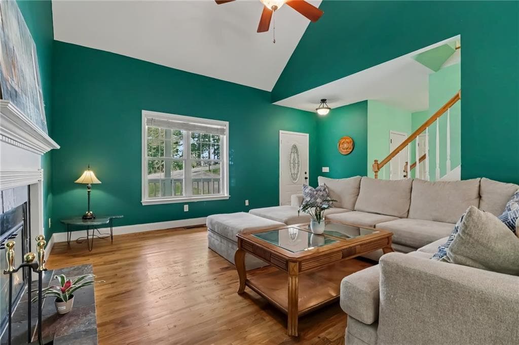 3 bedroom, 3 bathroom, 2,142 sq ft single family residence under contract at 4005 Fraser Circle, Gainesville, GA 30506 — photo 3