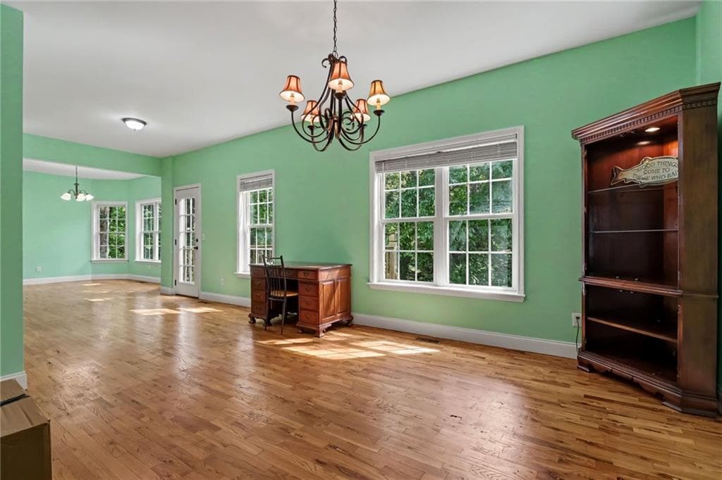 3 bedroom, 3 bathroom, 2,142 sq ft single family residence under contract at 4005 Fraser Circle, Gainesville, GA 30506 — photo 7