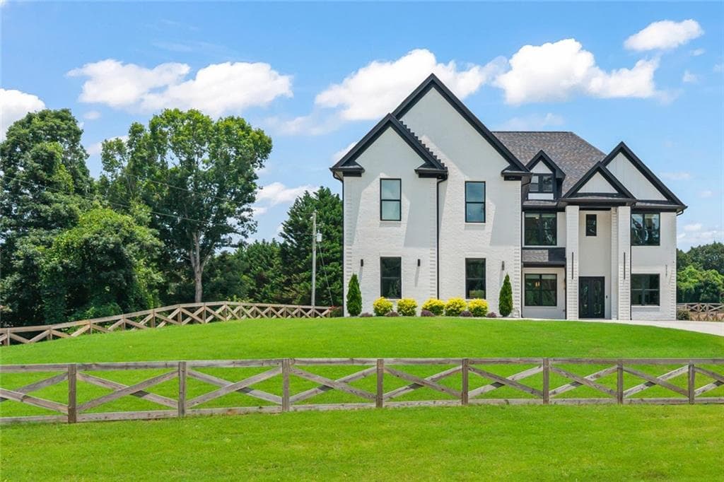5 bedroom, 5 bathroom, 4,933 sq ft single family residence for sale at 5749 Union Church Road, Braselton, GA 30517 — photo 2