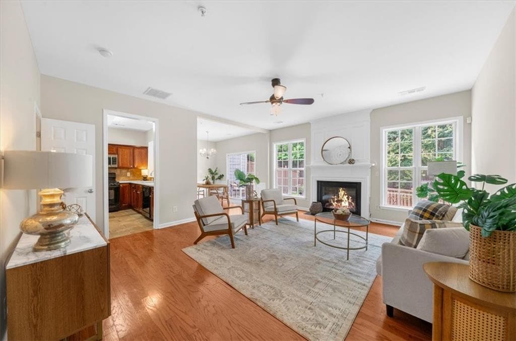 3 bedroom, 3 bathroom, 1,740 sq ft townhouse for rent at 1462 Bellsmith Drive, Roswell, GA 30076 for $2,500 a month — photo 3