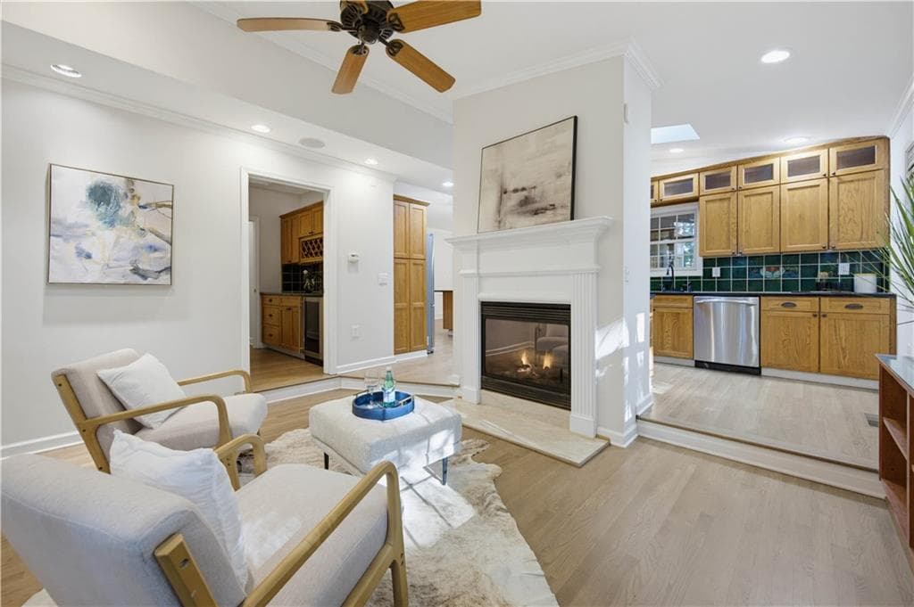 5 bedroom, 5 bathroom, 4,511 sq ft single family residence for sale at 125 Birkdale Court, Alpharetta, GA 30022 — photo 6